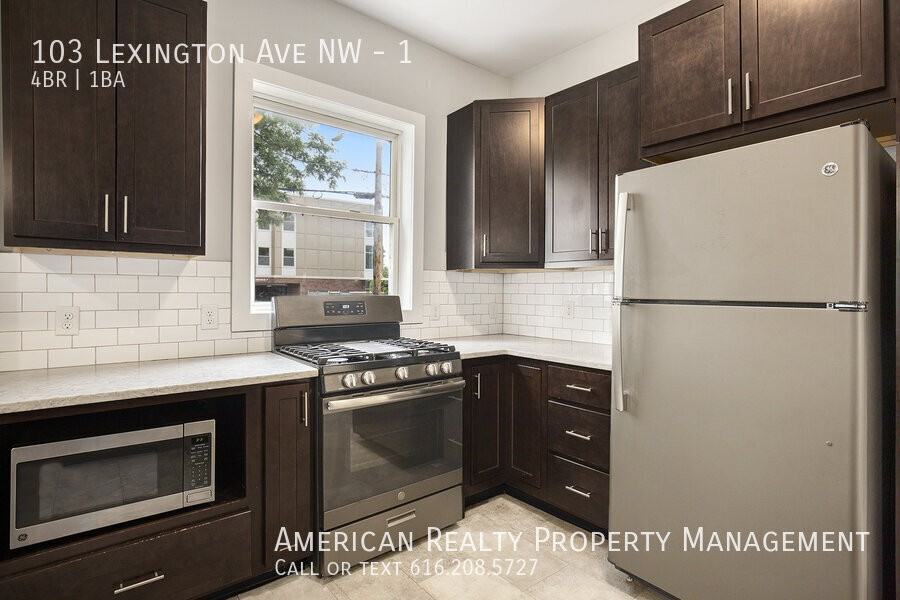 103 Lexington Ave Nw #1 - Photo 5 of 19