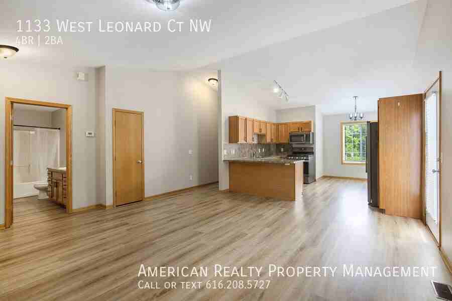 1133 W Leonard Ct Nw - Photo 2 of 19