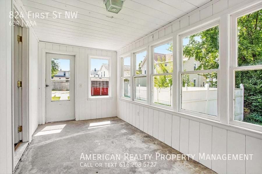 824 1st St Nw - Photo 2 of 22