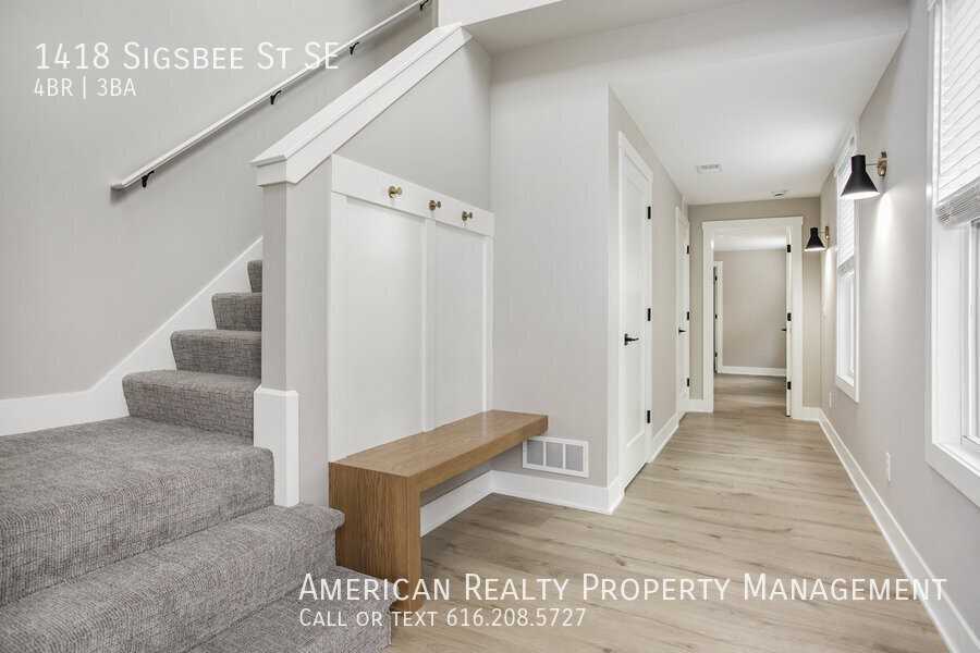 1418 Sigsbee St Se - Photo 2 of 19