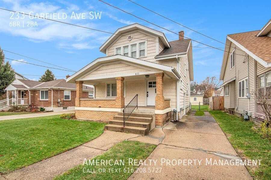 233 Garfield Ave Sw