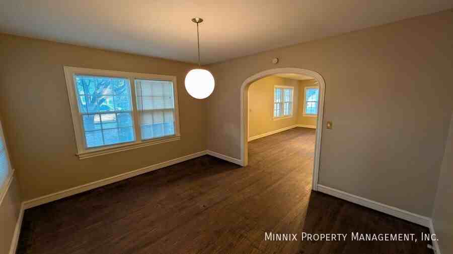 2407 22nd Street - Photo 5 of 18