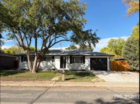 1016 S Gay Dr - Photo 1 of 1