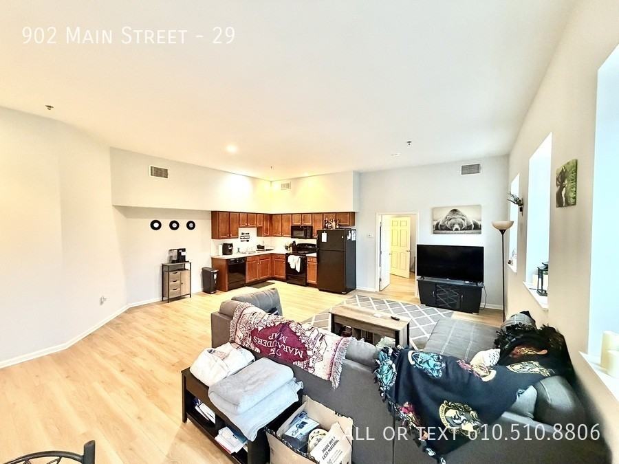 902 Main St - Photo 3 of 35