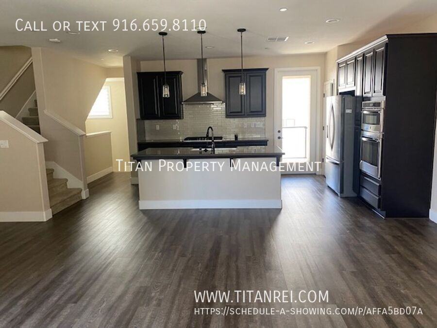 1023 Vanilla Bean Ln - Photo 2 of 27