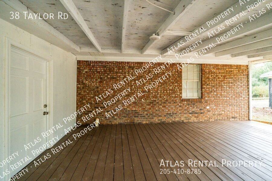 38 Taylor Rd - Photo 3 of 24