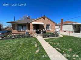 featured image of 3023 Van Buren Ave #A