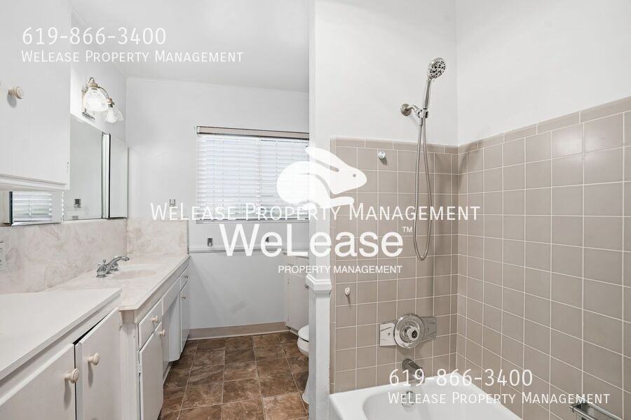 5661 Ashland Ave - Photo 2 of 24