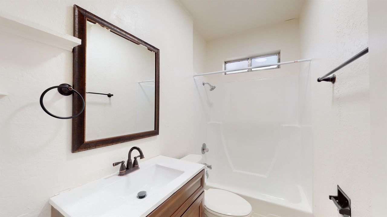 CA-0421 [1887 3rd Street] - Photo 3 of 14