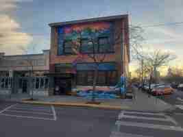 featured image of 131 W Alder St