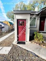 featured image of 419 S Juniper St