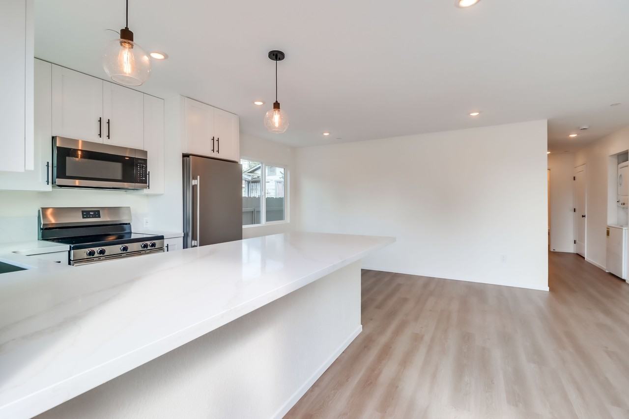 Twelve @ J - Photo 5 of 50