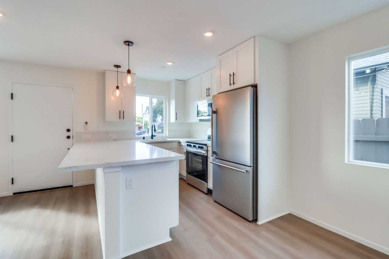 Twelve @ J - Photo 7 of 50