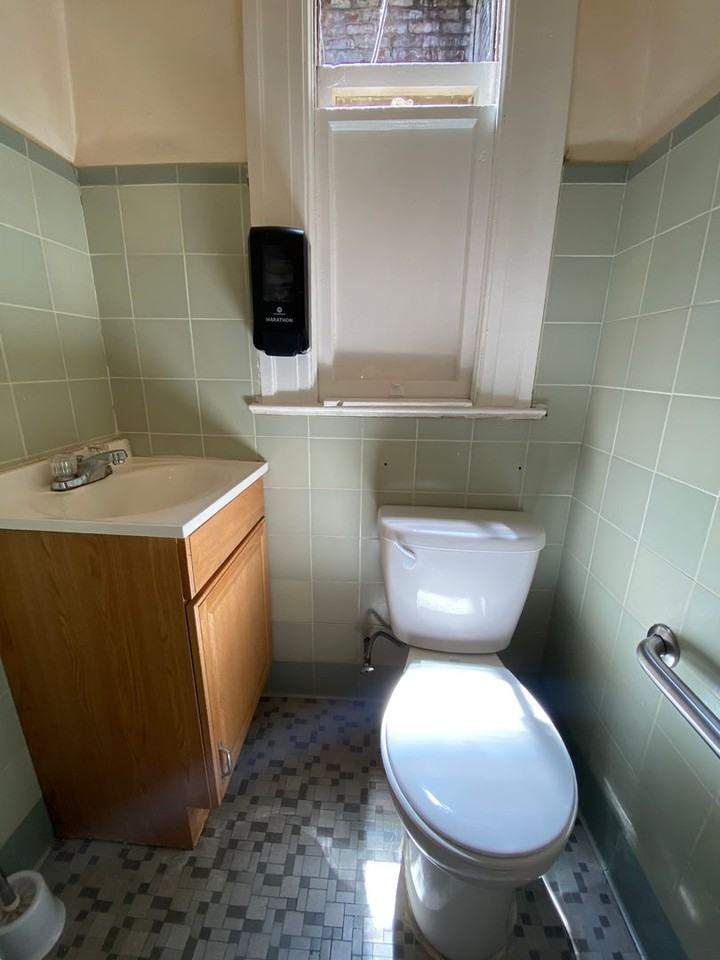 1139 Stockton St #24 - Photo 5 of 10