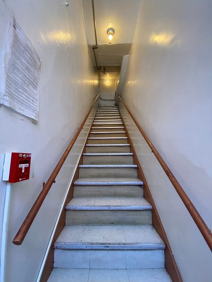 1139 Stockton St #24 - Photo 7 of 10