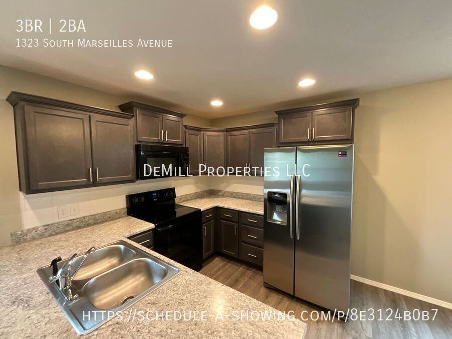 1323 S Marseilles Ave - Photo 5 of 34