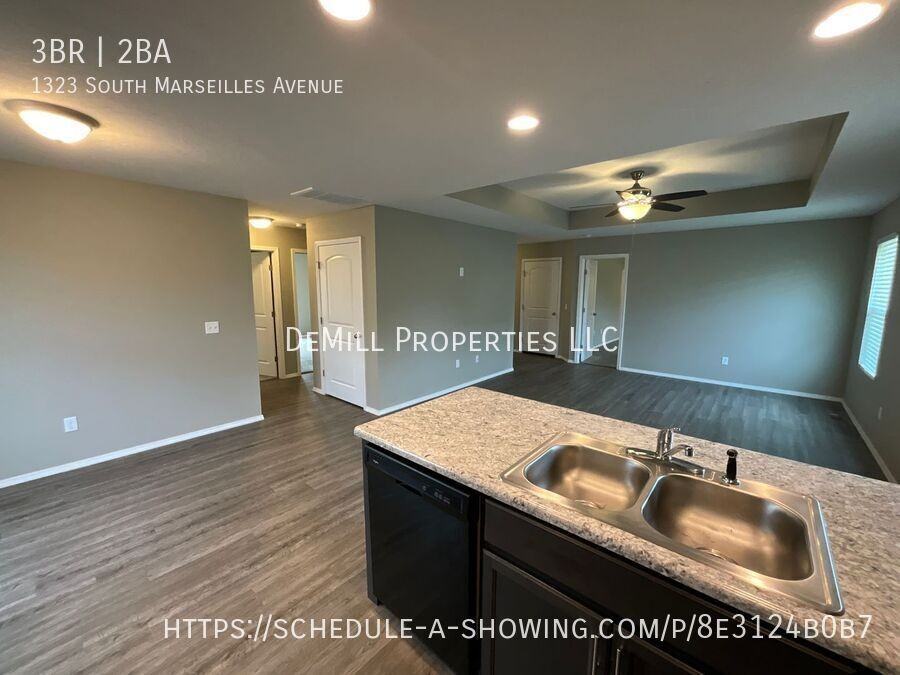 1323 S Marseilles Ave - Photo 7 of 34