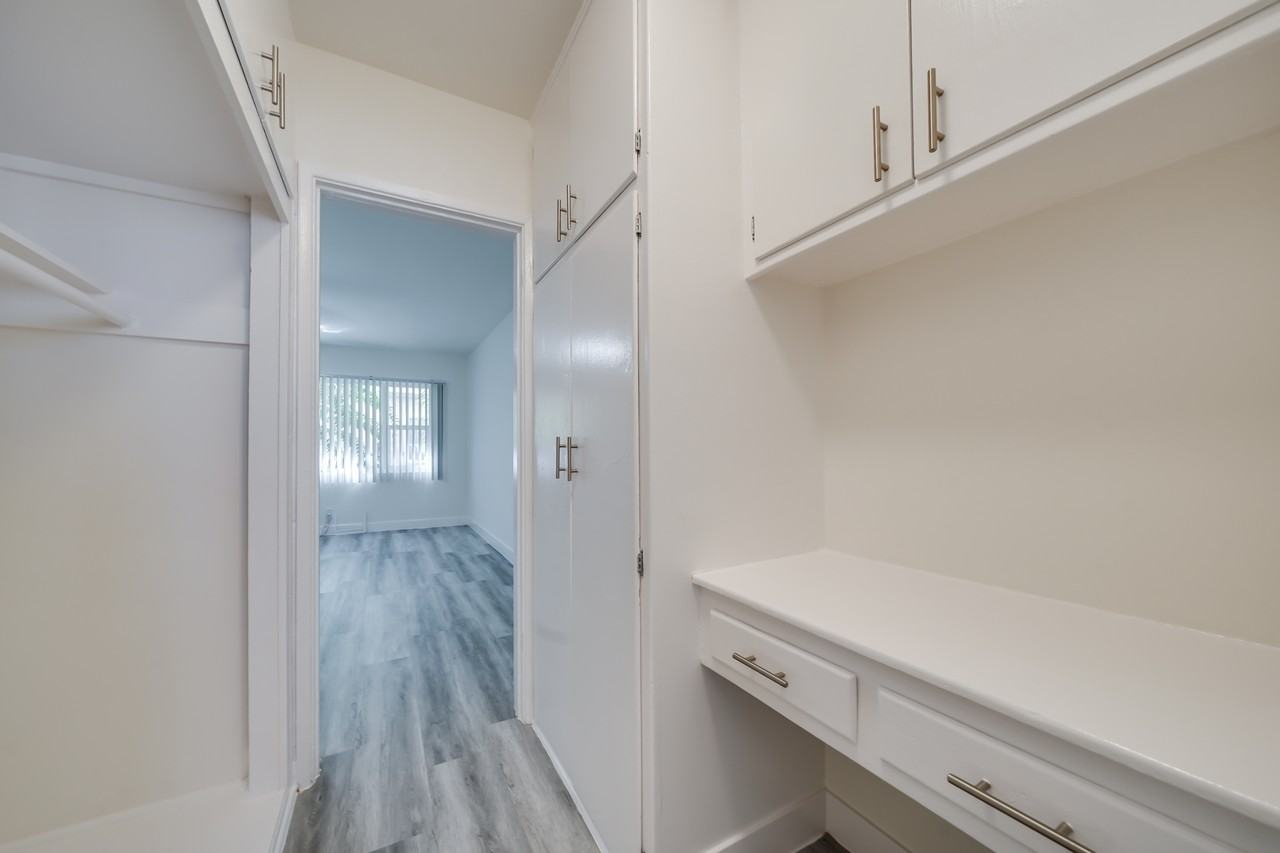 248 Loma Dr #33D - Photo 6 of 10