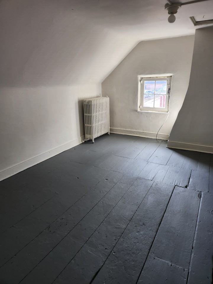 114 South Princess Street, Apt 5, Shepherdstown WV 25443 - Photo 5 of 9