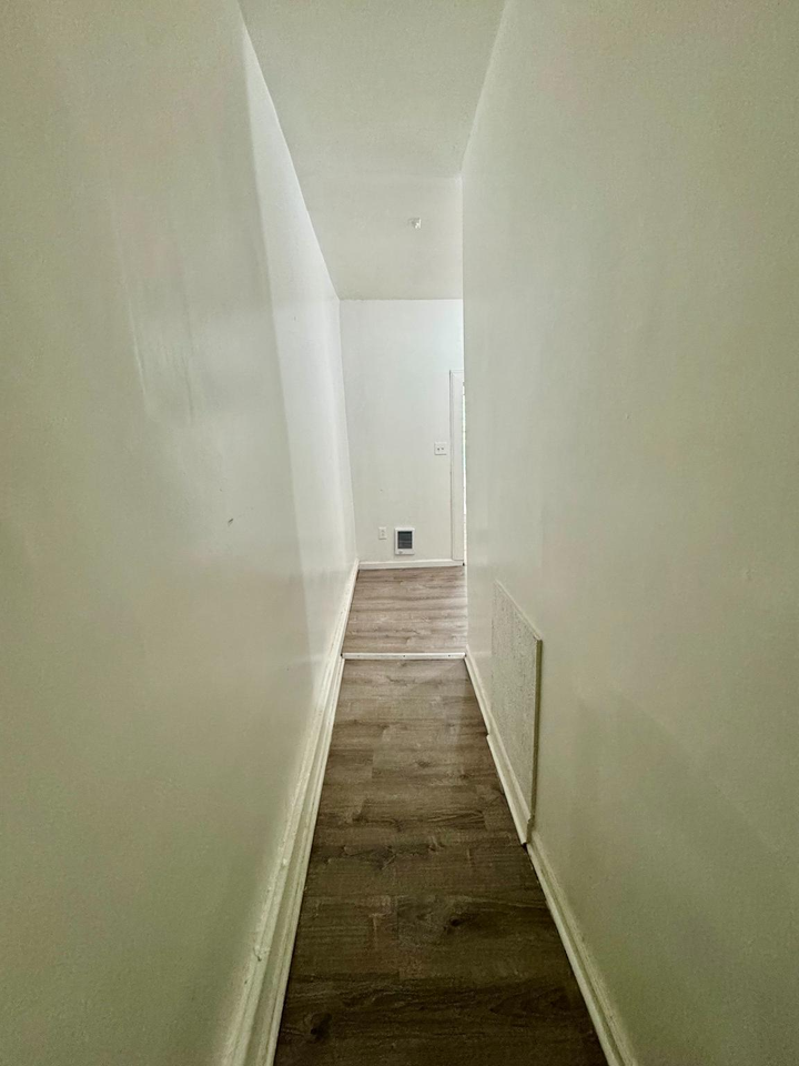 7020 Woodland Ave #C - Photo 7 of 10