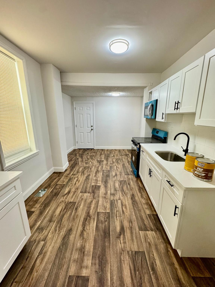 3125 Ruth St - Photo 4 of 13