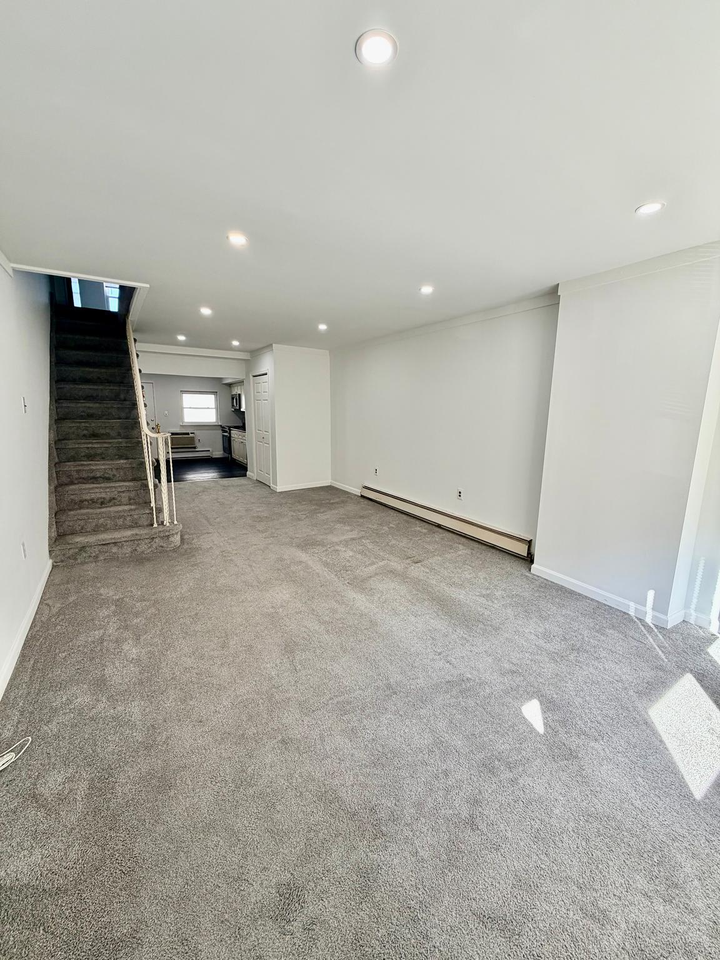 3116 Salmon Street - Photo 2 of 22