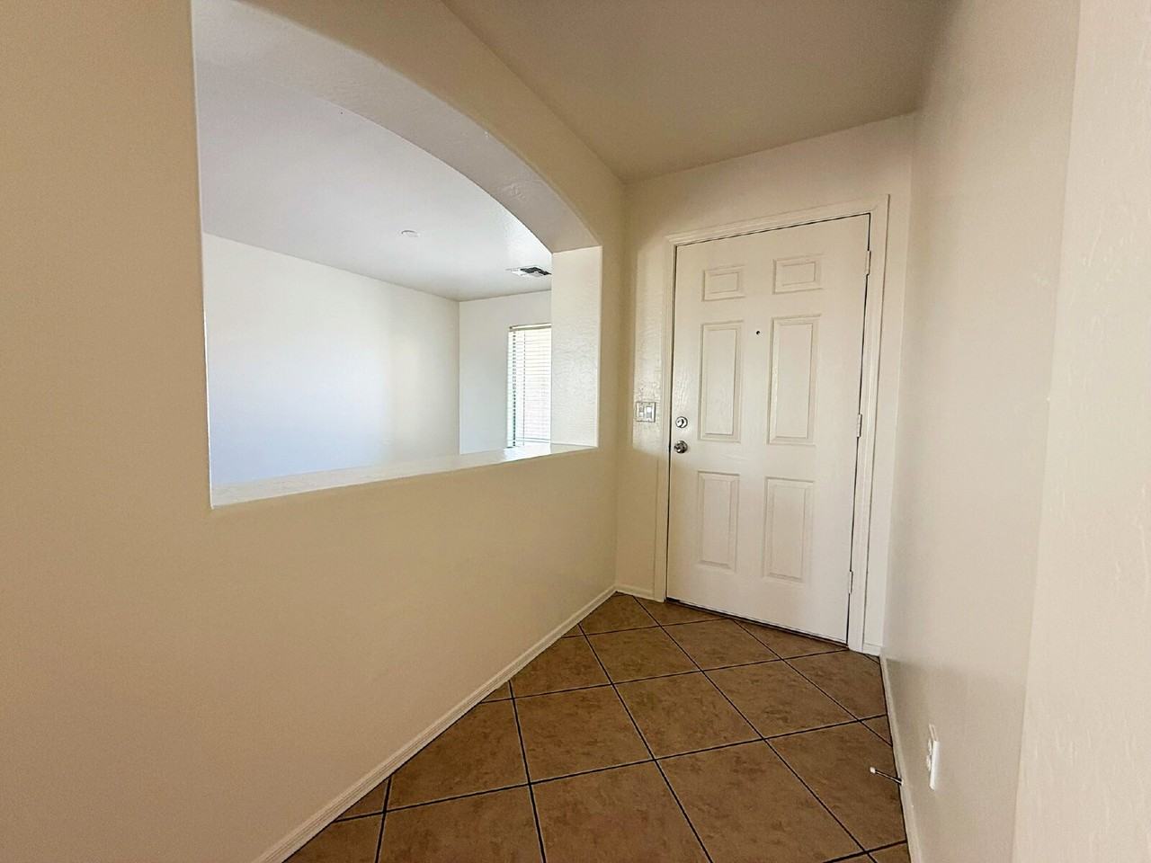 60 S 238th Ln - Photo 3 of 27