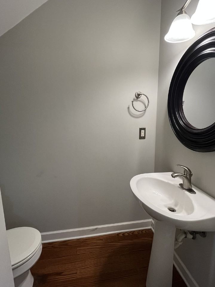 735 Tulip Grove Rd - Photo 5 of 16