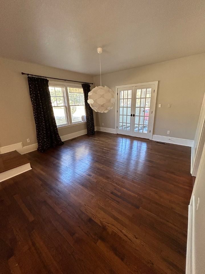 517 West Thomas Avenue - Photo 5 of 42