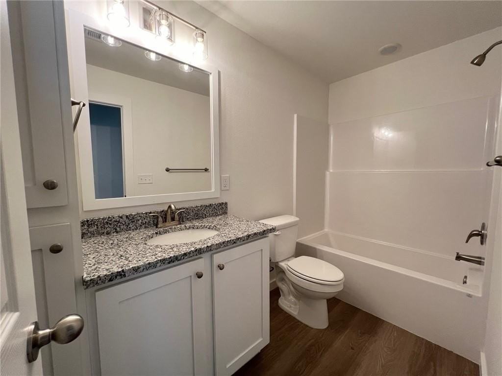 624 Nw 69th Ave - Photo 7 of 18