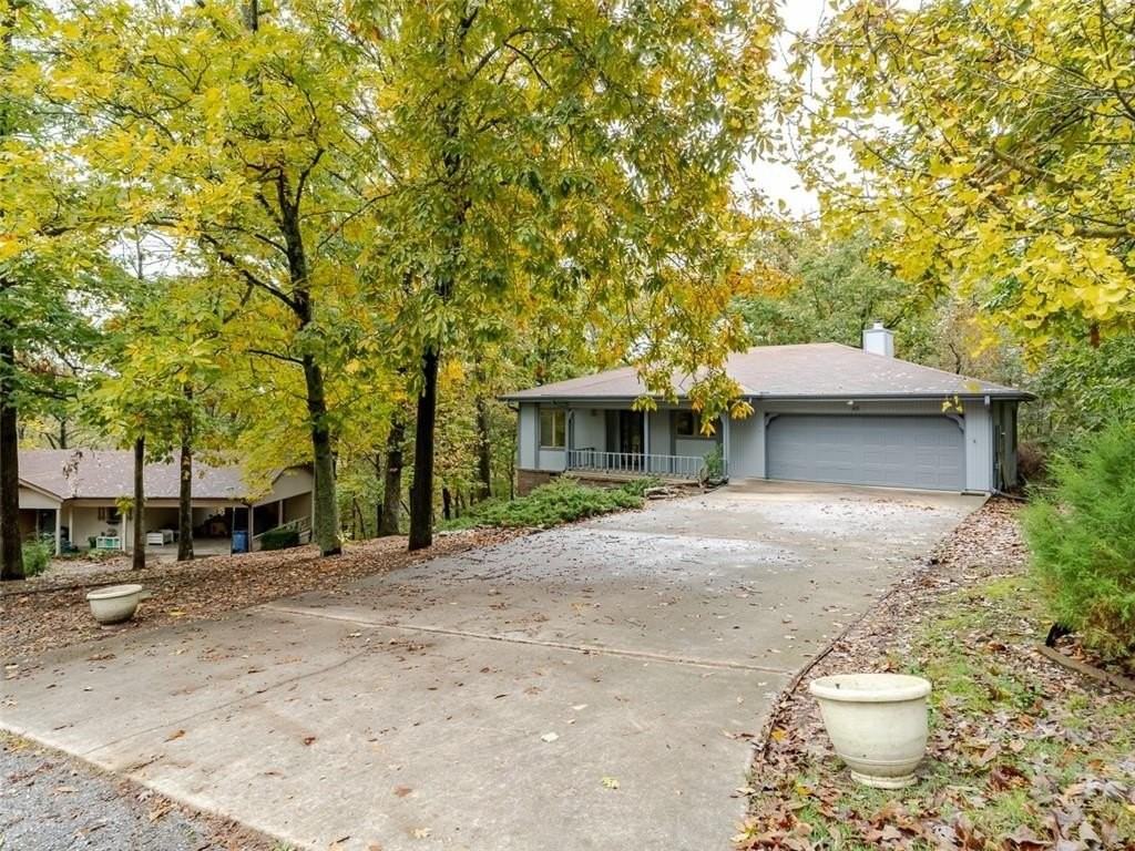 40 Sandwick Dr - Photo 2 of 20