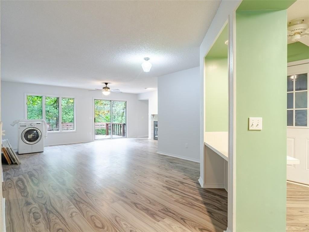 40 Sandwick Dr - Photo 4 of 20