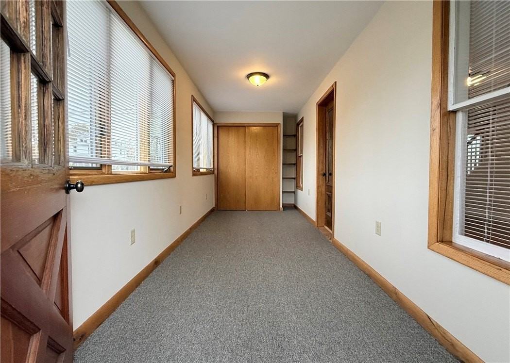 206 E 11th St - Photo 2 of 12