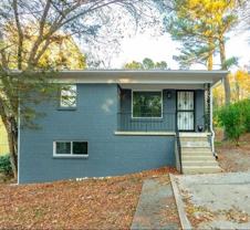 107 N Summit St - Photo 1 of 1