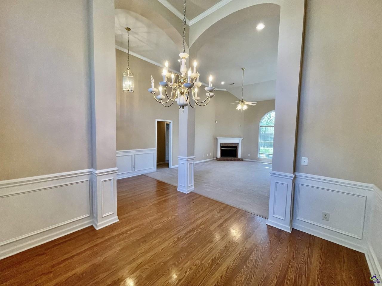 103 Oros Pt - Photo 6 of 29