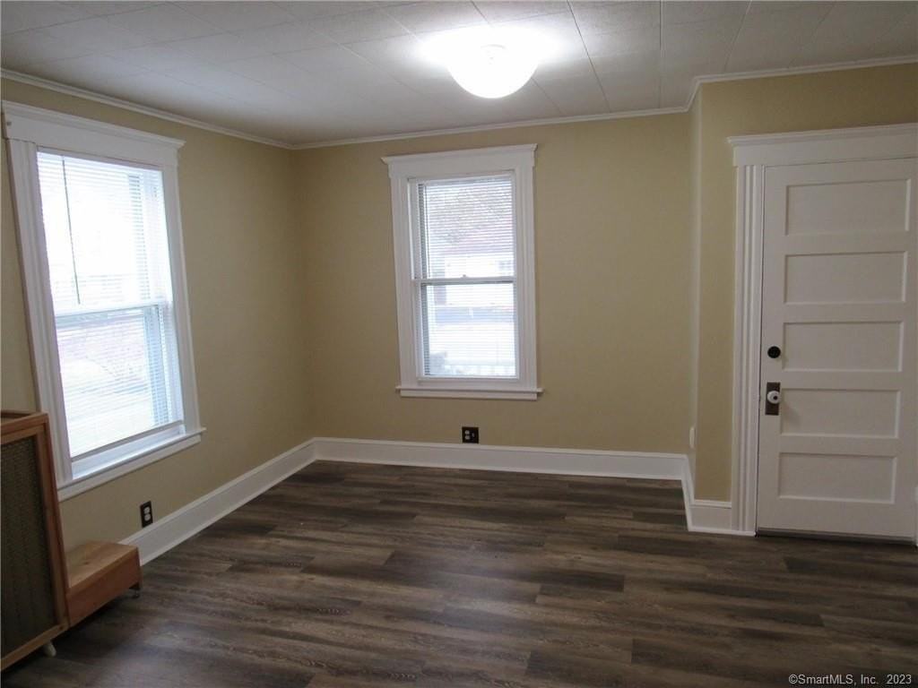 292 Brightwood Avenue - Photo 5 of 11