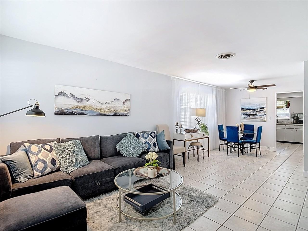 220 Se Jefferson Cir N - Photo 6 of 32