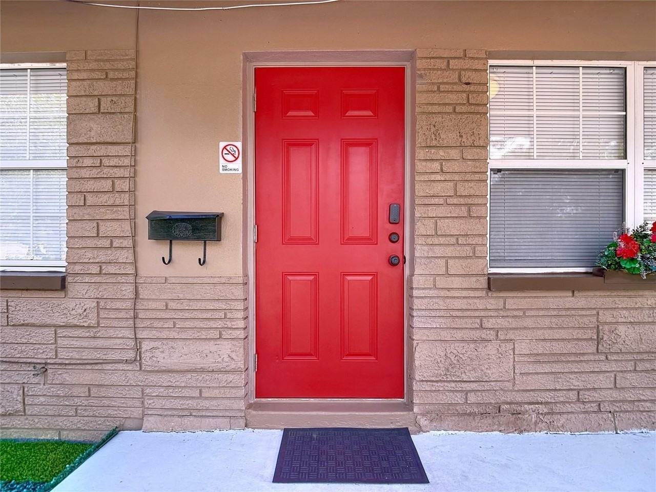 222 Se Jefferson Cir N - Photo 5 of 32