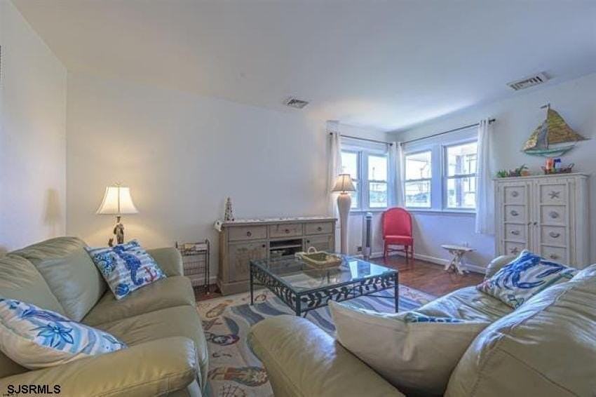 303 24th St S - Photo 2 of 13