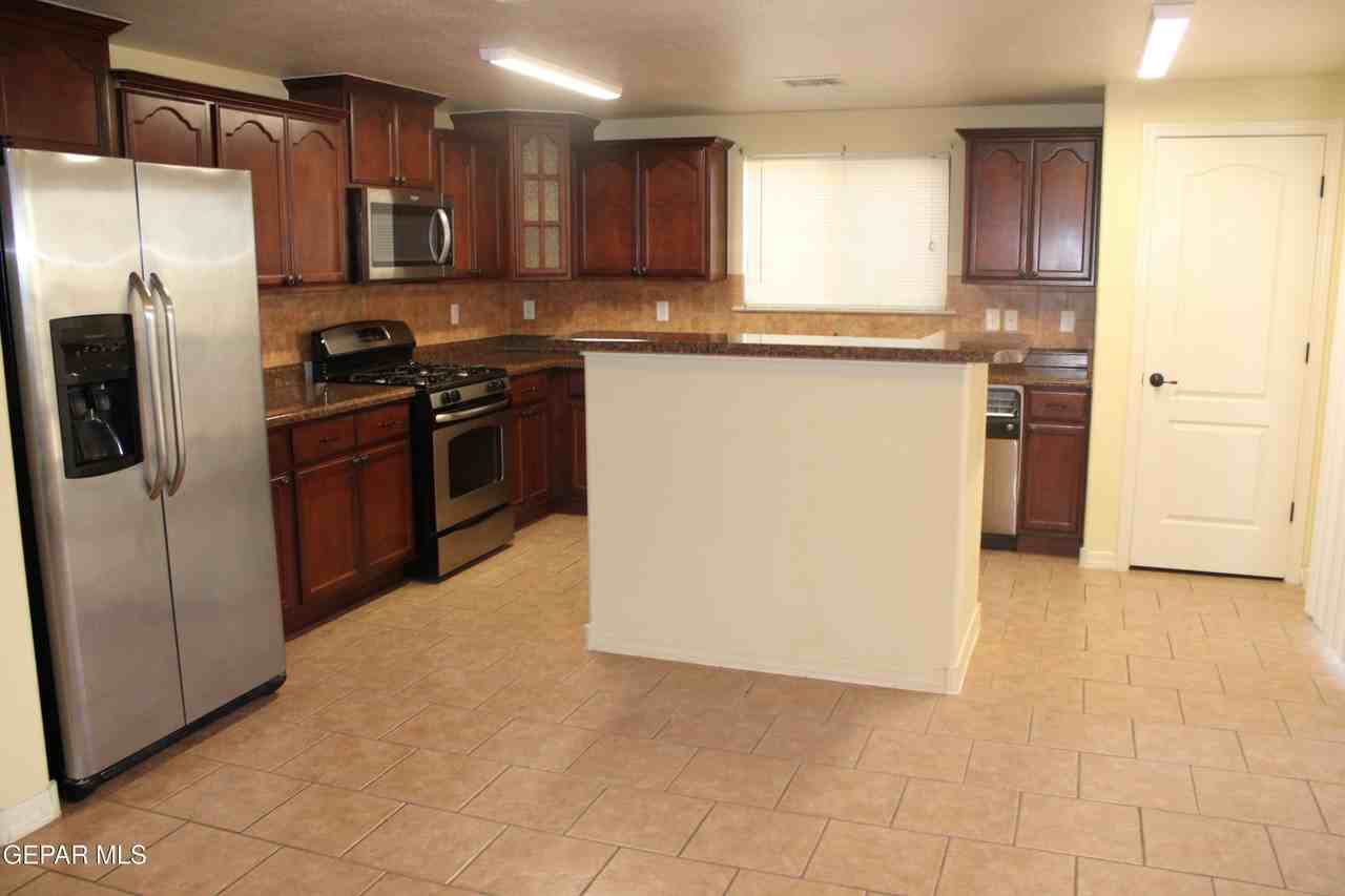 14451 Coyote Trail Dr - Photo 7 of 30