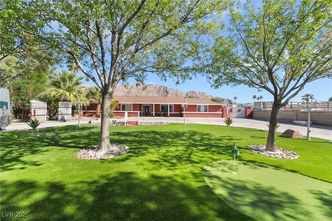 724 N Fogg St - Photo 5 of 40