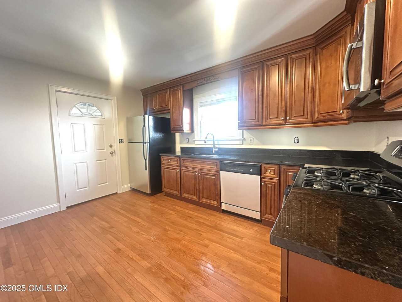 85 Strickland Rd #2 - Photo 4 of 26