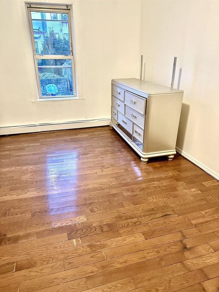 418 Central Avenue #1 - Photo 7 of 22