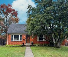 featured image of 1633 Lindy Ln