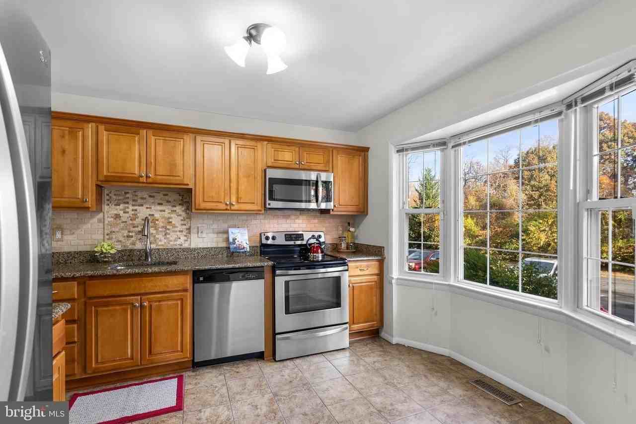 1713 Redgate Farms Ct - Photo 2 of 26