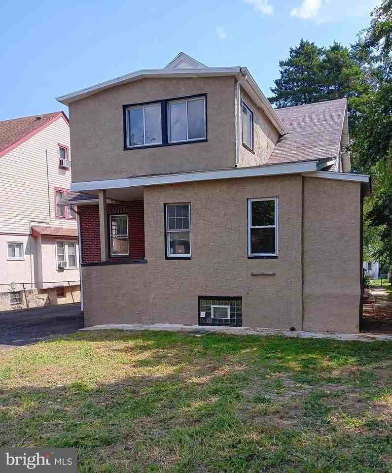 238 Penn Blvd - Photo 5 of 19