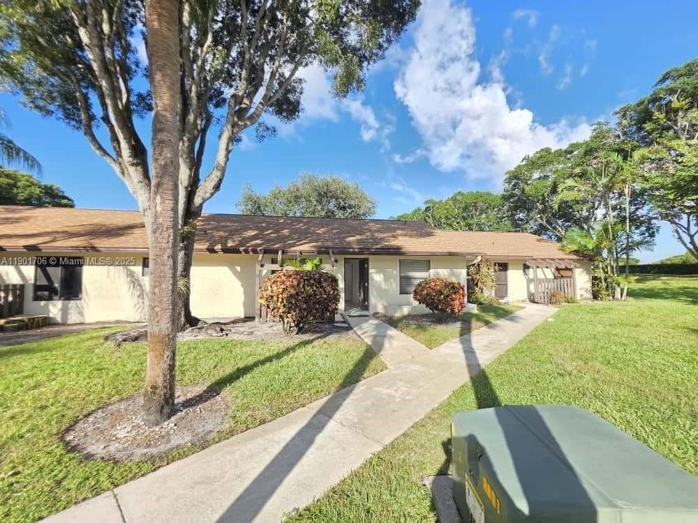 63 Via De Casas Norte #63