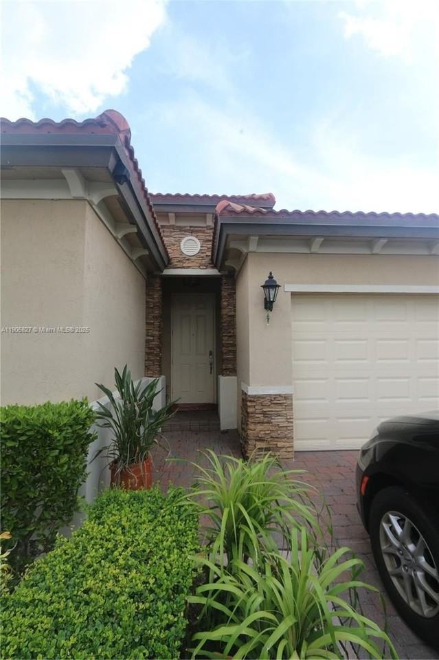 24123 Sw 118th Ave - Photo 6 of 46