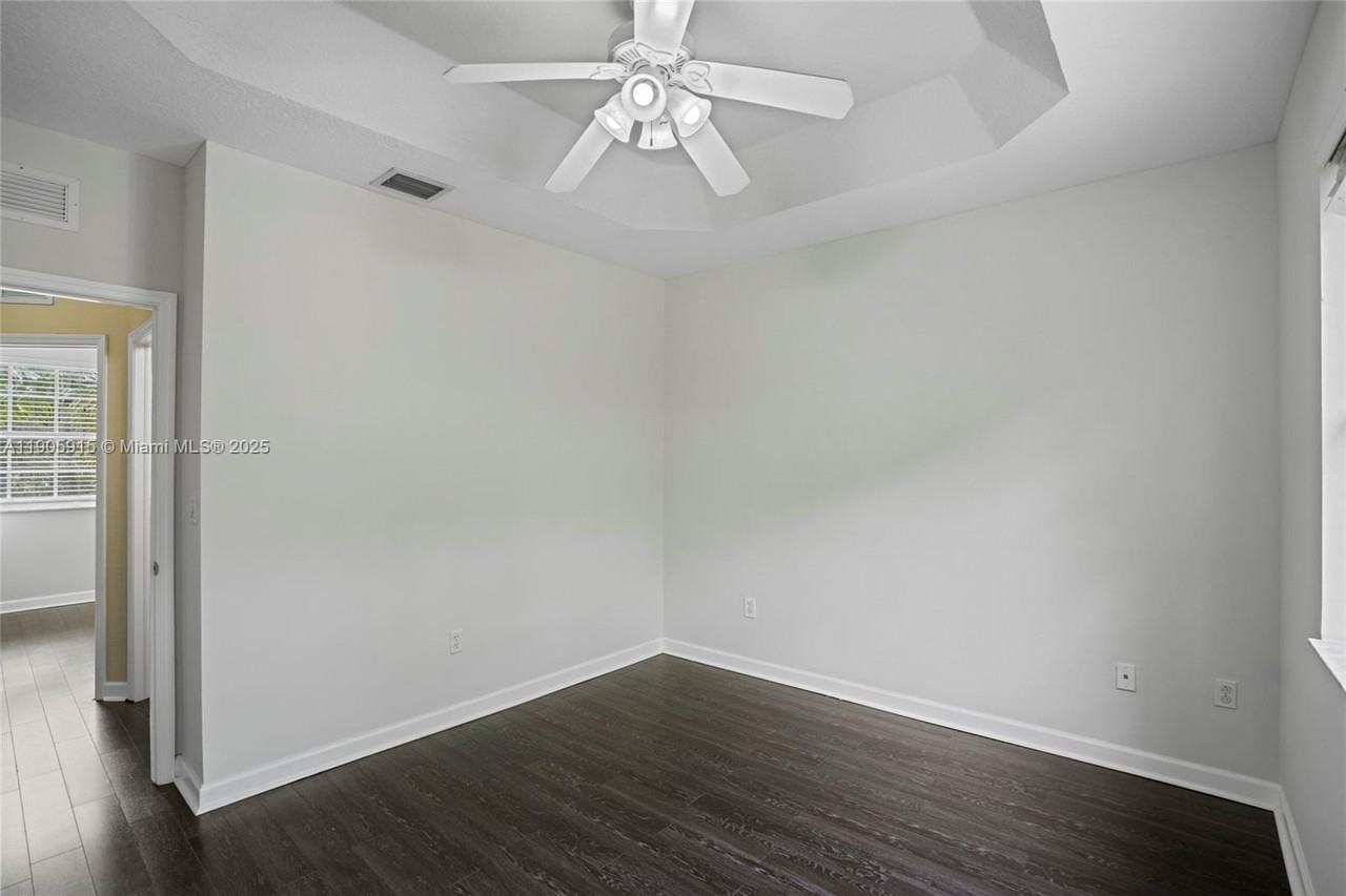 4129 Ne 26th St #4129 - Photo 7 of 45