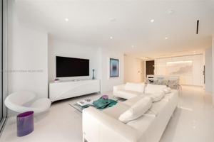 featured image of 300 Biscayne Boulevard Way #5205W